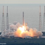 SpaceX Falcon 9 launches the Dragon CRS-2 mission. Credit: Mike Killian / Zero-G News