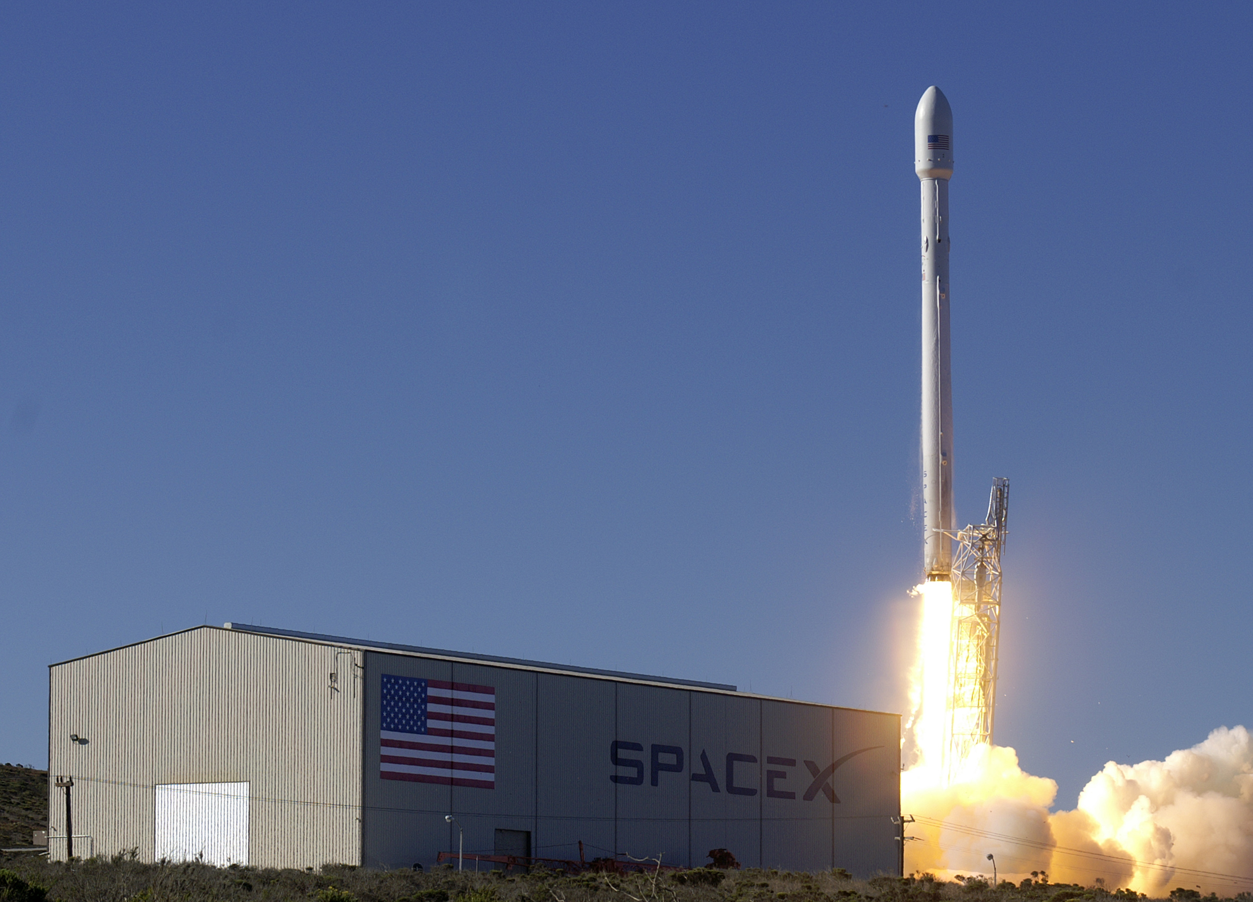KONICA MINOLTA DIGITAL CAMERA Falcon 9 v1.1 blasts off. Credit: SpaceX