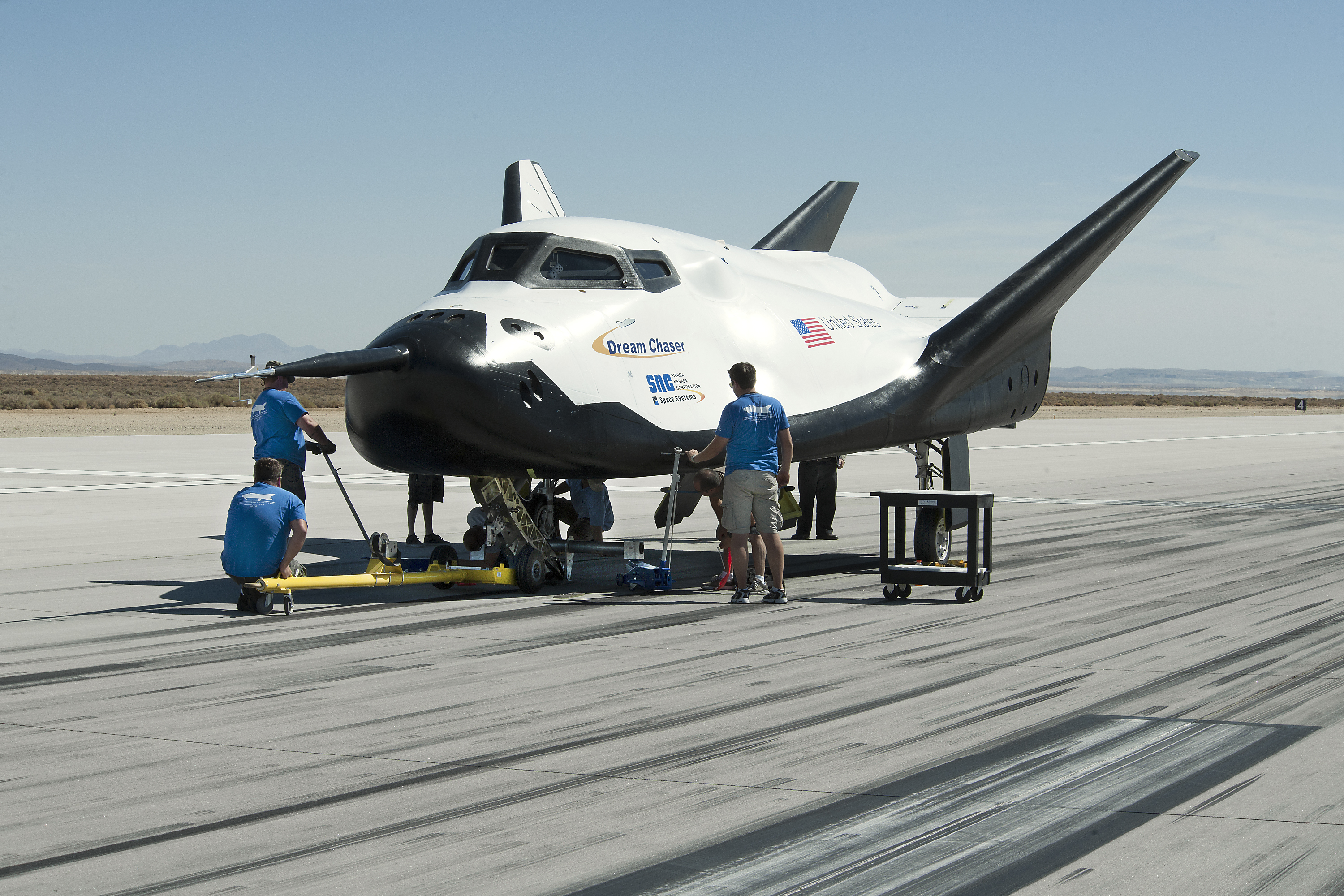 2013-3305 Dreamchaser atomospheric test vehicle. Photo Credit: Sierra Nevada